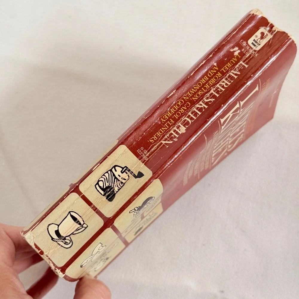 Laurel's Kitchen Vegetarian Cookery Nutrition Paperback 1976 Bantam Vintage